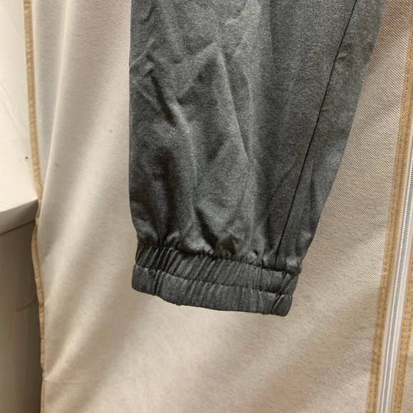 Uniqlo mens L grey jogger pants - Picture 6 of 6